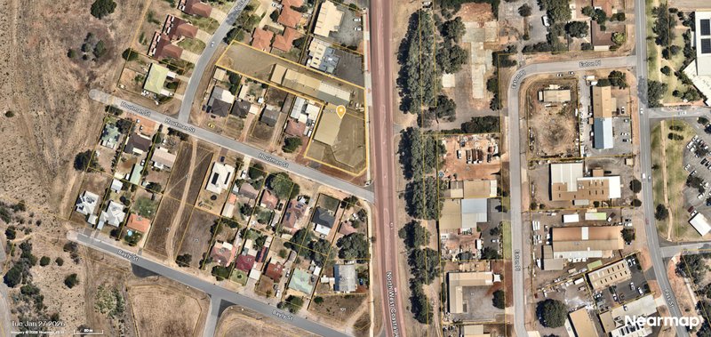 Photo - 107-109 North West Coastal Highway, Wonthella WA 6530 - Image 23