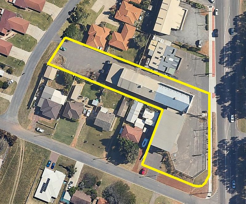 Photo - 107-109 North West Coastal Highway, Wonthella WA 6530 - Image 25