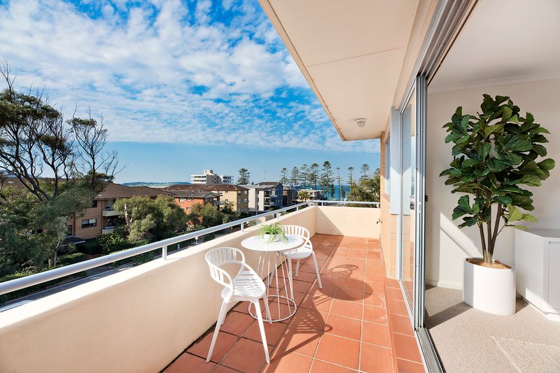 Photo - 10/7-9 Clyde Road, Dee Why NSW 2099 - Image 3