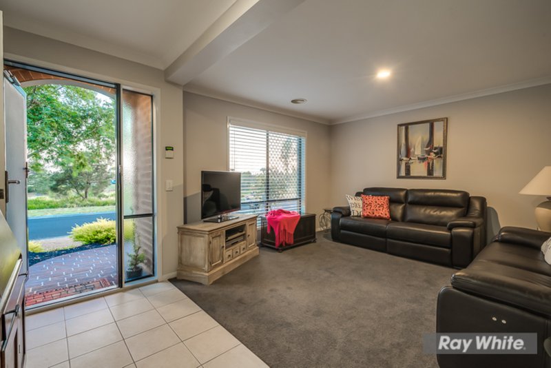 Photo - 107 Bridgewater Way, Truganina VIC 3029 - Image 5