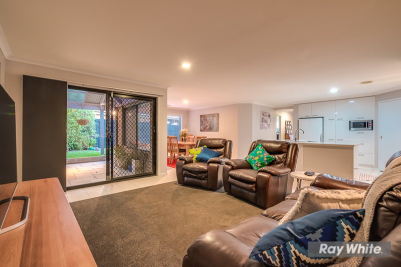 Photo - 107 Bridgewater Way, Truganina VIC 3029 - Image 10