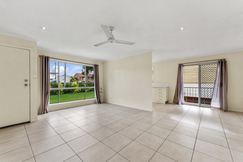 Photo - 107 Brisbane Terrace, Goodna QLD 4300 - Image 7