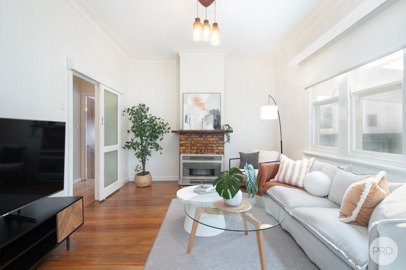 Photo - 107 Clyde Street, Soldiers Hill VIC 3350 - Image 2