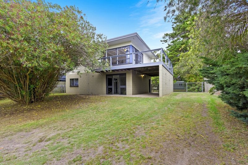 107 Coronation Drive, Broulee NSW 2537