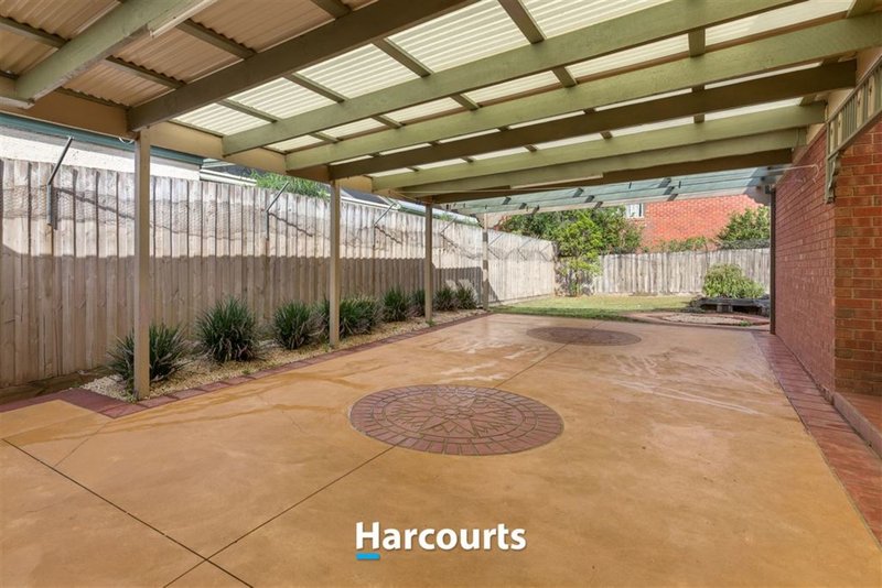 Photo - 107 Earlsfield Drive, Berwick VIC 3806 - Image 14