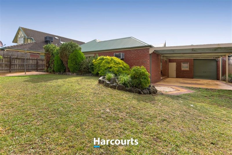 Photo - 107 Earlsfield Drive, Berwick VIC 3806 - Image 15