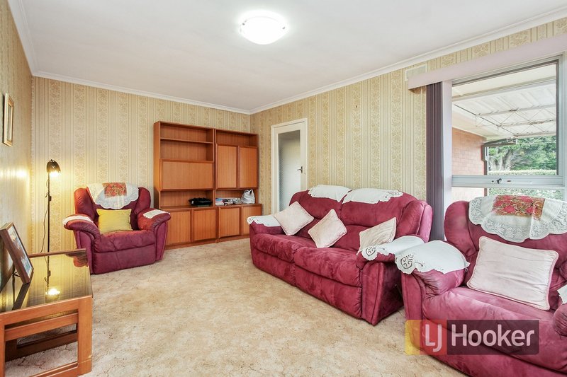 Photo - 107 Fordholm Road, Hampton Park VIC 3976 - Image 5