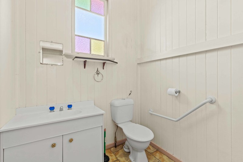 Photo - 107 Gayndah Road, Maryborough West QLD 4650 - Image 6
