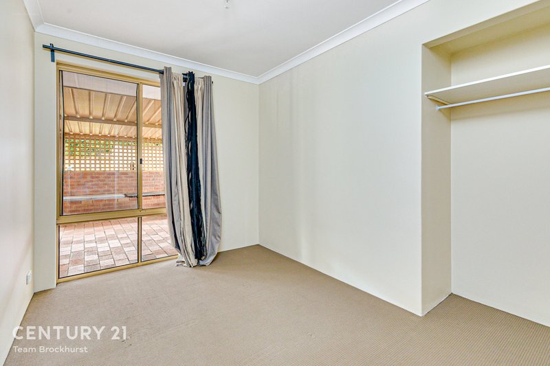 Photo - 107 Huntingdale Road, Huntingdale WA 6110 - Image 15