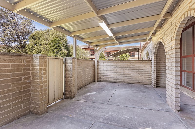 Photo - 10/7 Mooloola Way, West Lakes Shore SA 5020 - Image 8