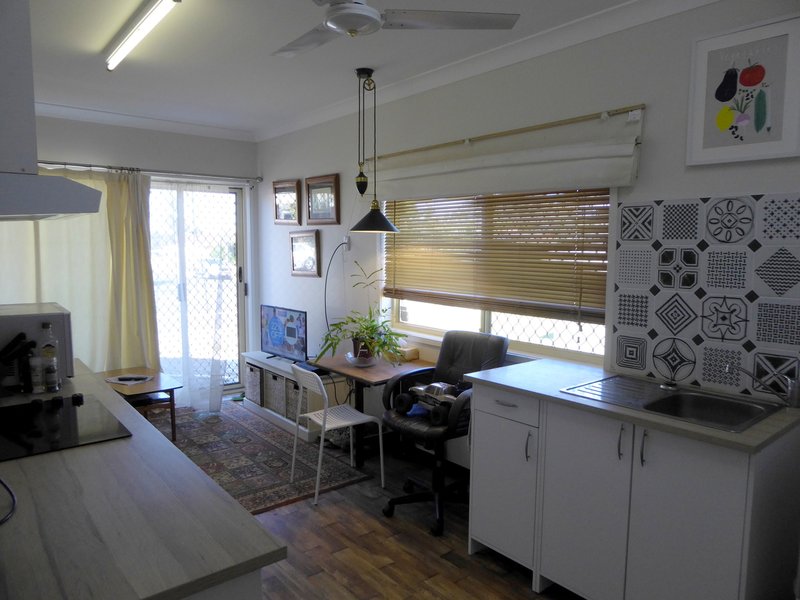 Photo - 107 Morris Rd , Rothwell QLD 4022 - Image 18