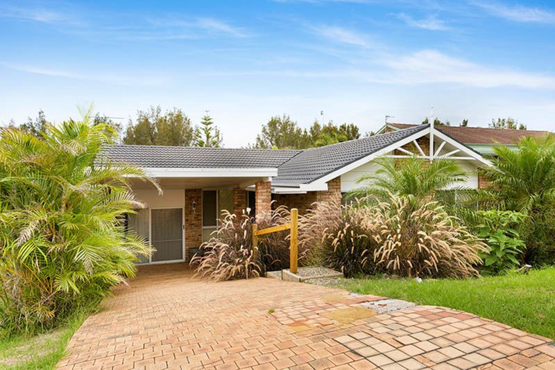 107 Ocean Beach Drive, Shellharbour NSW 2529