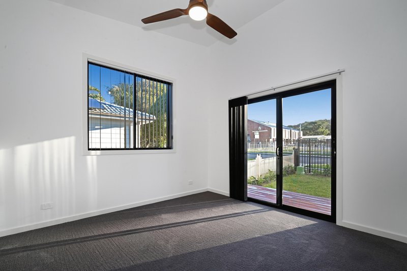 Photo - 107 Park Avenue, Caves Beach NSW 2281 - Image 7