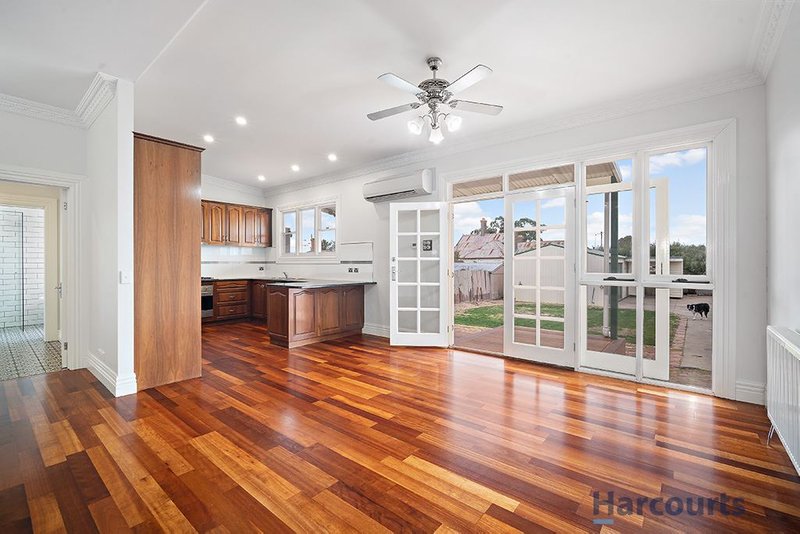 Photo - 107 Seymour Street, Soldiers Hill VIC 3350 - Image 3