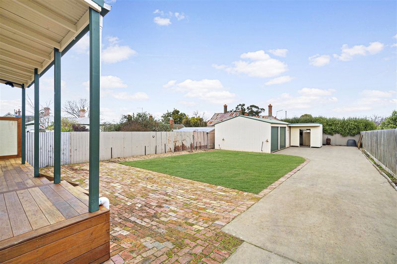 Photo - 107 Seymour Street, Soldiers Hill VIC 3350 - Image 12