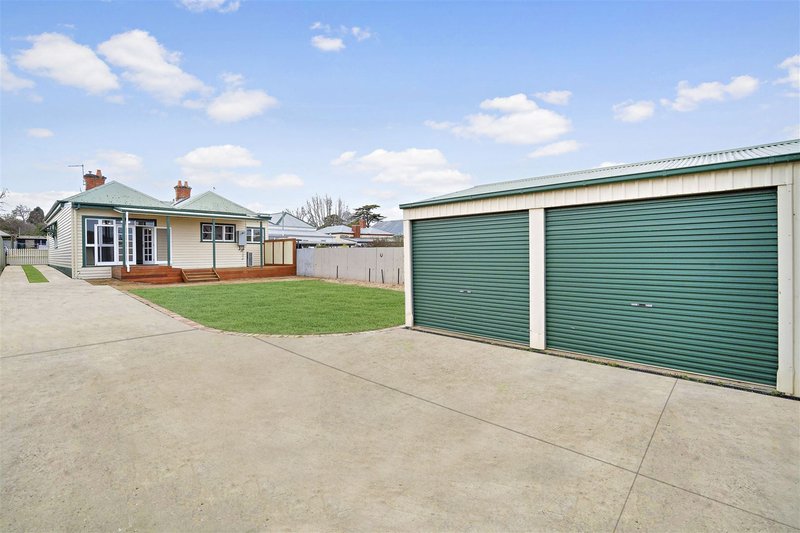 Photo - 107 Seymour Street, Soldiers Hill VIC 3350 - Image 13