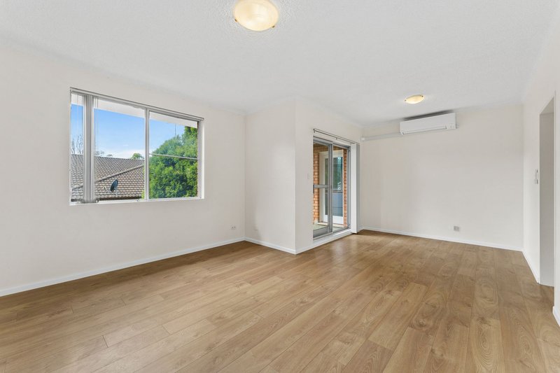Photo - 10/7 Shaftesbury Street, Carlton NSW 2218 - Image 2