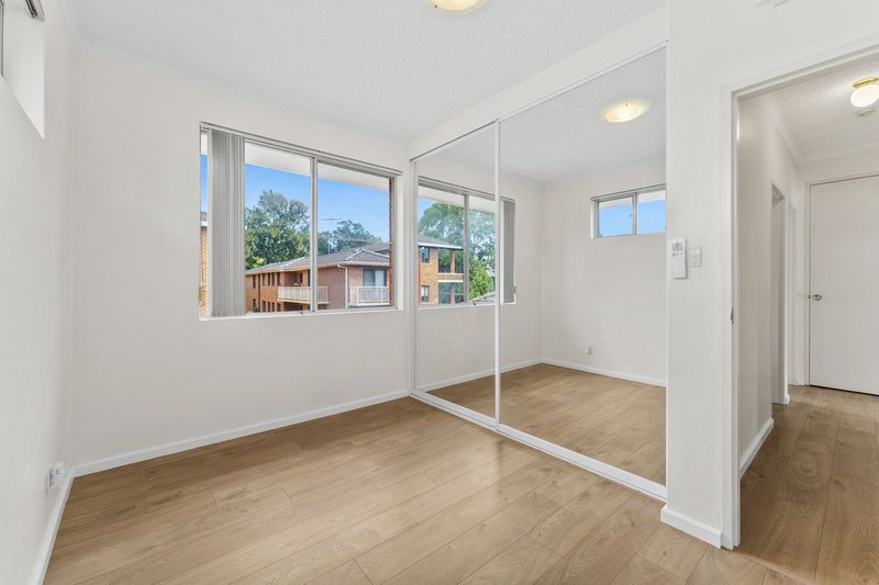 Photo - 10/7 Shaftesbury Street, Carlton NSW 2218 - Image 3