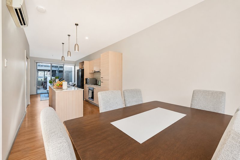 Photo - 10/7 St Kitts Place, Mawson Lakes SA 5095 - Image 4