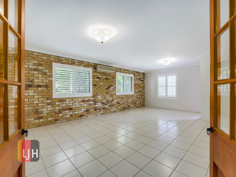 Photo - 107 Stoneleigh Street, Lutwyche QLD 4030 - Image 4