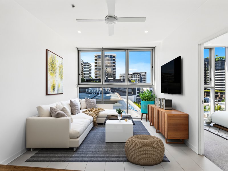 Photo - 10703/88 Doggett Street, Newstead QLD 4006 - Image 8