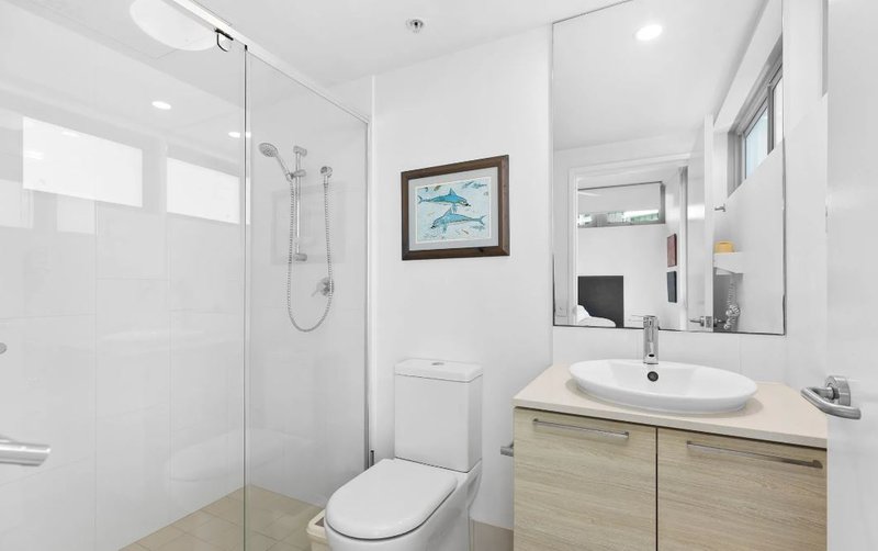 Photo - 10706/8 Harbour Road, Hamilton QLD 4007 - Image 7