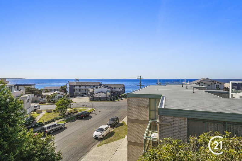 Photo - 10/71 Boondilla Road, Blue Bay NSW 2261 - Image 10