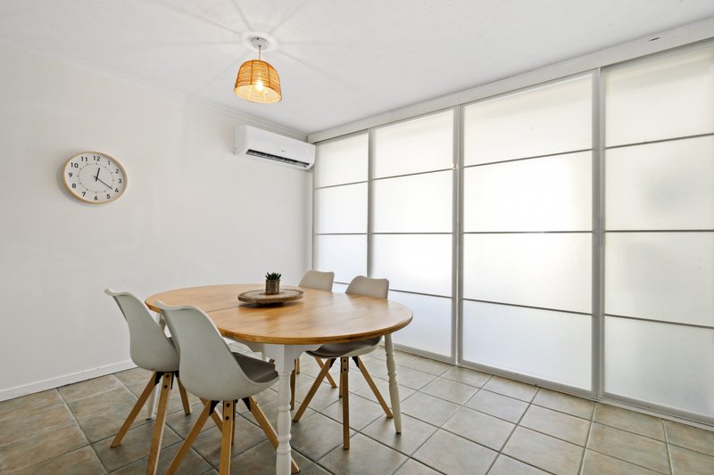 Photo - 107/10-16 Alexandra Avenue, Mermaid Beach QLD 4218 - Image 4