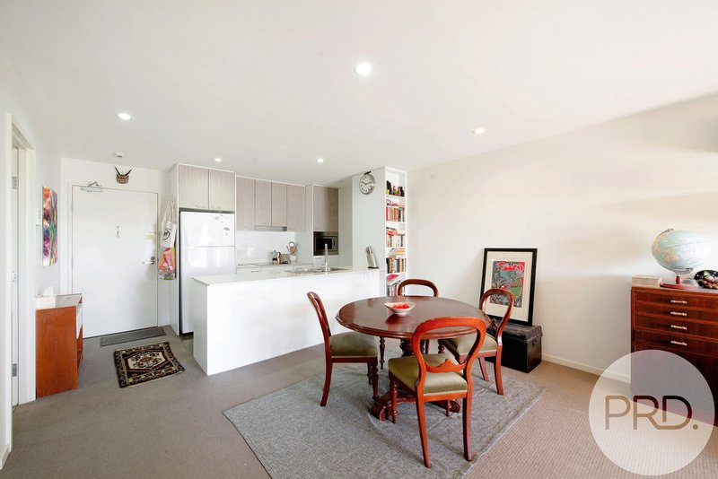 Photo - 107/10 Ipima Street, Braddon ACT 2612 - Image 4