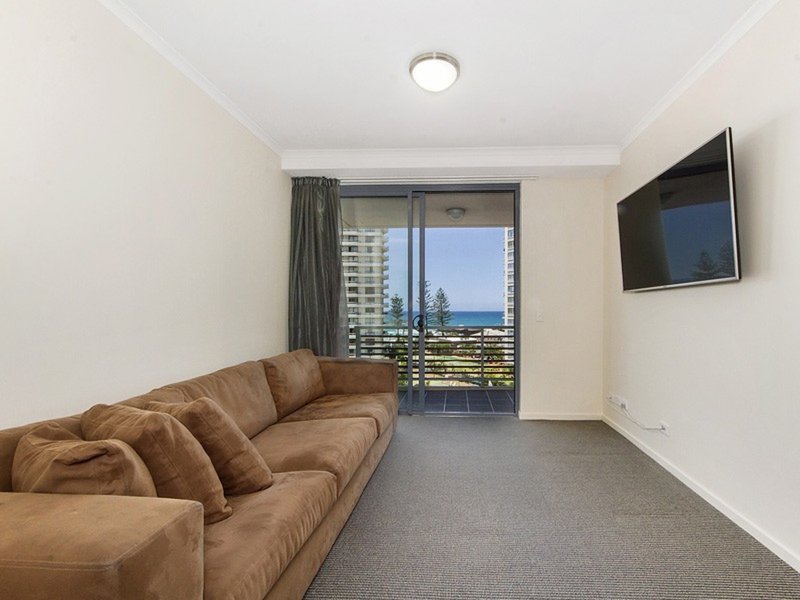 Photo - 1071/1 Ocean Street, Burleigh Heads QLD 4220 - Image 8