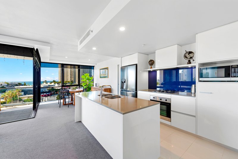 Photo - 1071/9 Ferny Avenue, Surfers Paradise QLD 4217 - Image 8