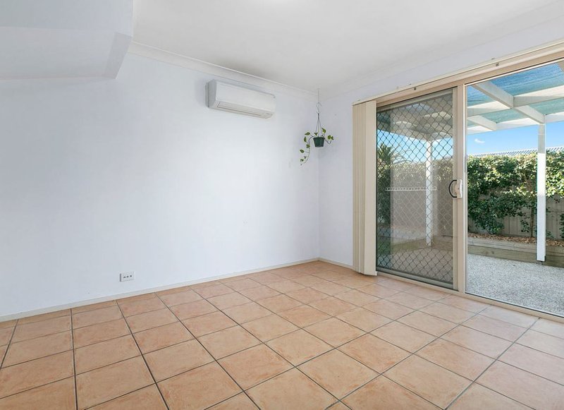 Photo - 107/25 Dasyure Place, Wynnum West QLD 4178 - Image 3