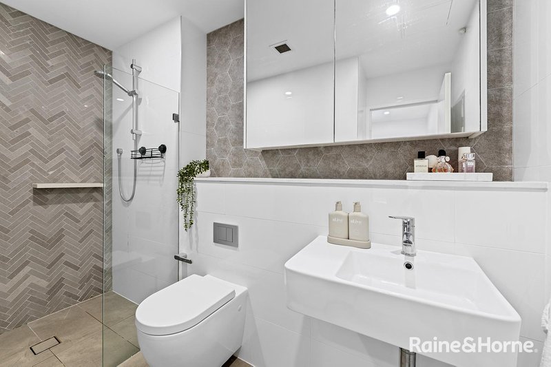 Photo - 107/25 Mann Street, Gosford NSW 2250 - Image 11