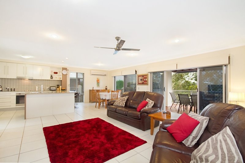 Photo - 10/73 Hastings Road 'Reef Villas' Road, Cabarita Beach NSW 2488 - Image 1