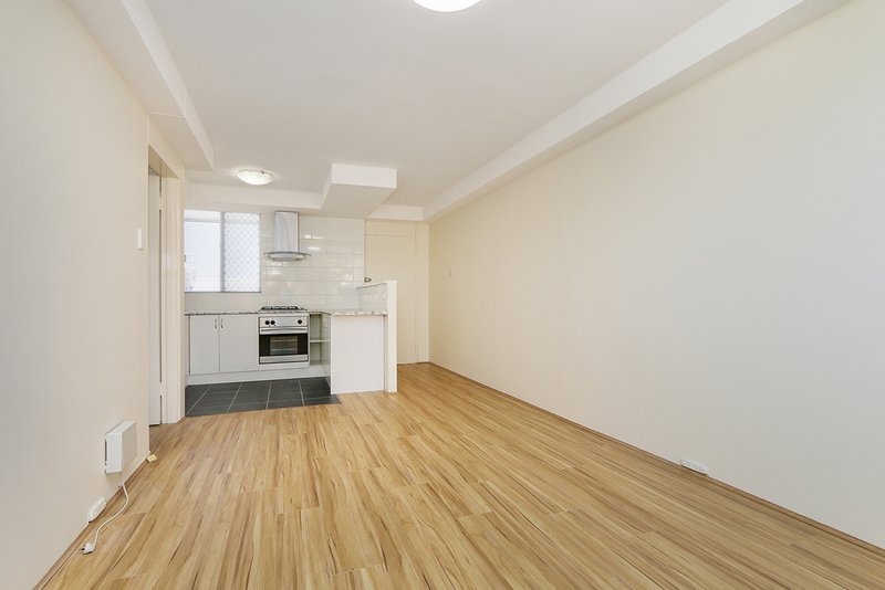 Photo - 10/73 King George Street, Victoria Park WA 6100 - Image 1