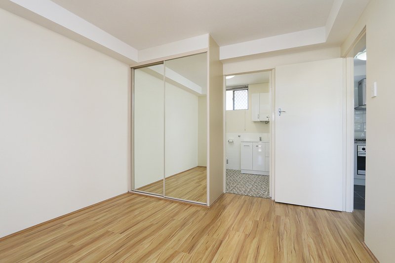 Photo - 10/73 King George Street, Victoria Park WA 6100 - Image 12