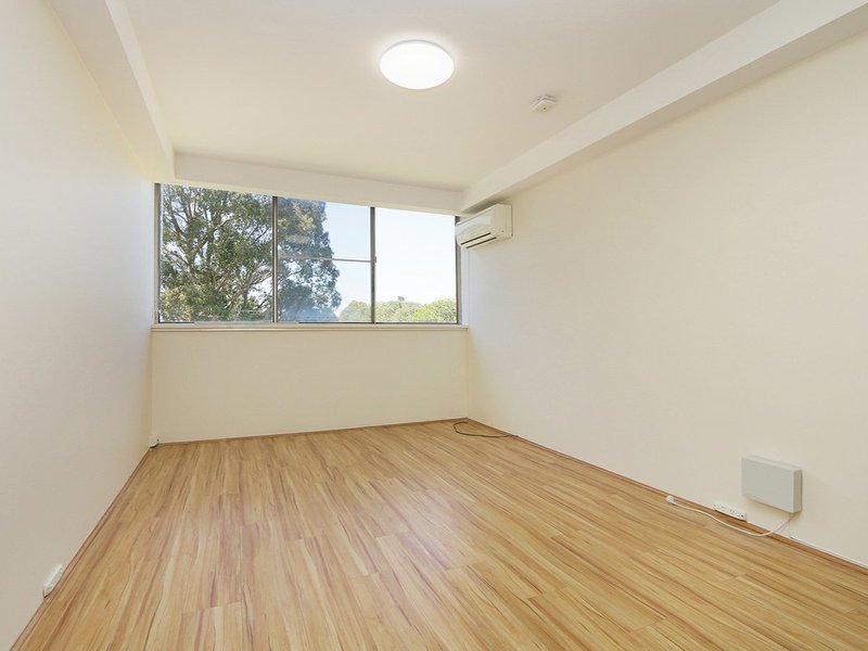 Photo - 10/73 King George Street, Victoria Park WA 6100 - Image 8