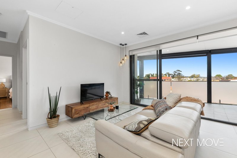 Photo - 10/73 Kintail Road, Applecross WA 6153 - Image 9