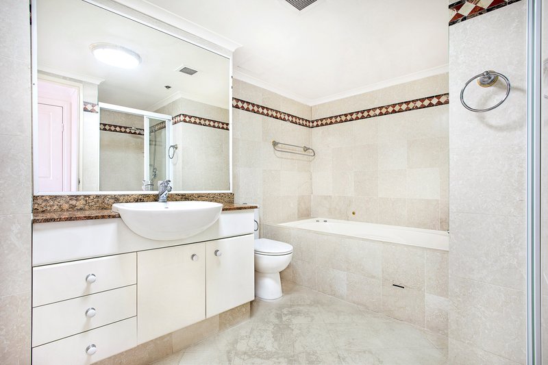 Photo - 107/308 Pitt Street, Sydney NSW 2000 - Image 8