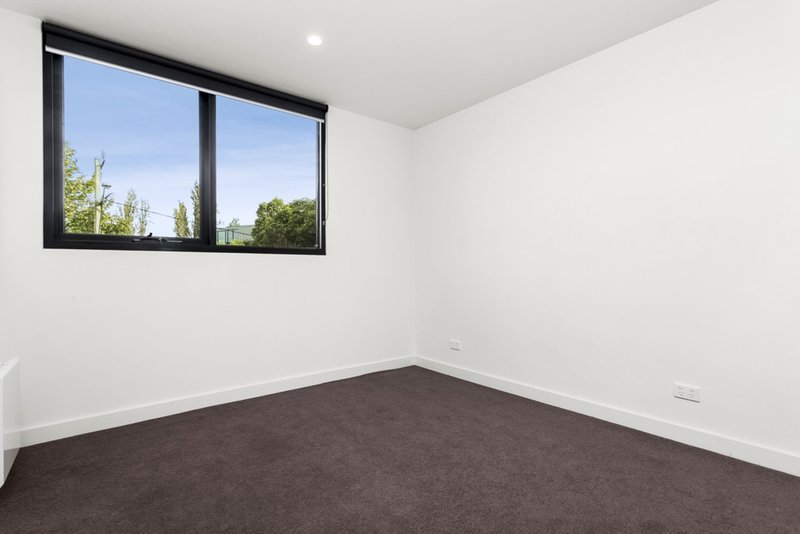 Photo - 107/314 Pascoe Vale Road, Essendon VIC 3040 - Image 5