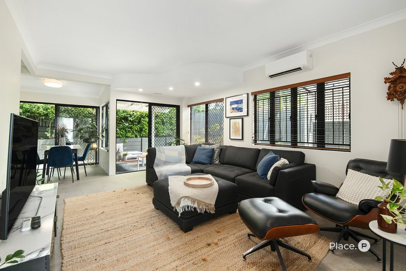 Photo - 10/74 Kent Street, New Farm QLD 4005 - Image 5