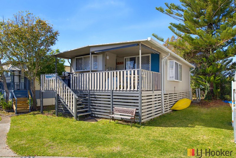 Photo - 107/51 Beach Road, Batehaven NSW 2536 - Image 2