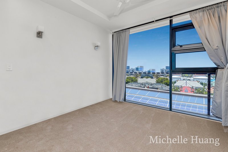 Photo - 1076/9 Edmondstone Street, South Brisbane QLD 4101 - Image 5