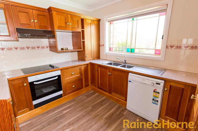 Photo - 10/77 Bultje Street, Dubbo NSW 2830 - Image 3