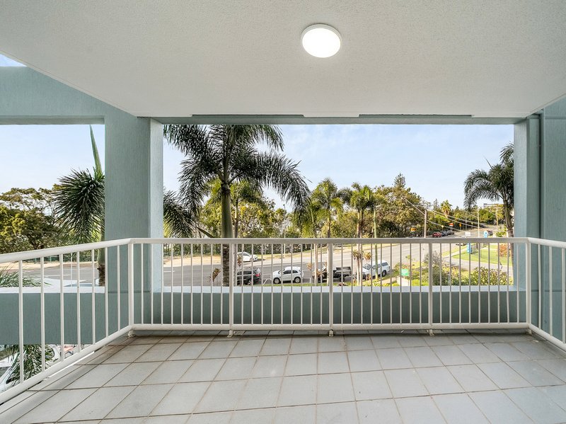 Photo - 10/77 Marine Parade, Redcliffe QLD 4020 - Image 9