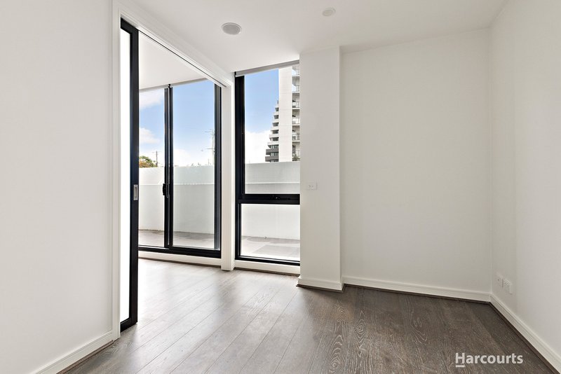 Photo - 107/802 Elgar Road, Doncaster VIC 3108 - Image 3