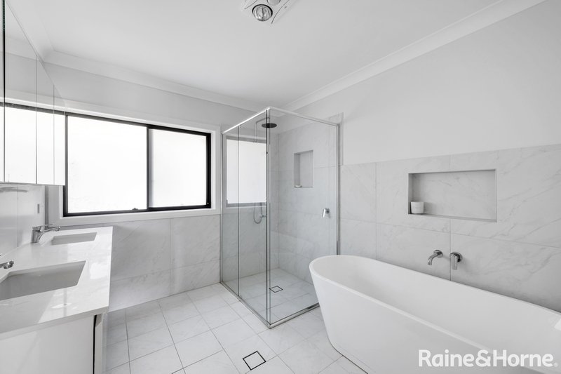 Photo - 10/79 Albatross Road, West Nowra NSW 2541 - Image 5