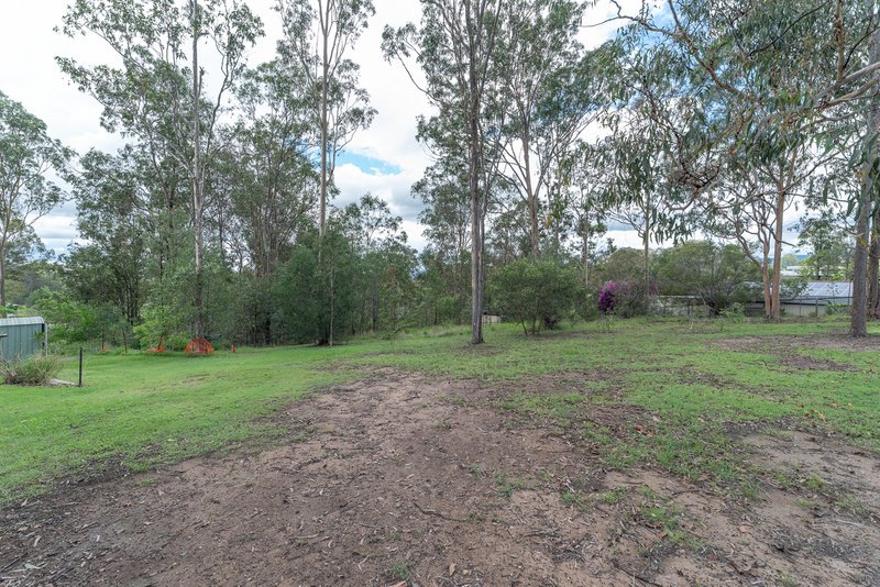 Photo - 108-110 Anne Collins Crescent, Mundoolun QLD 4285 - Image 4