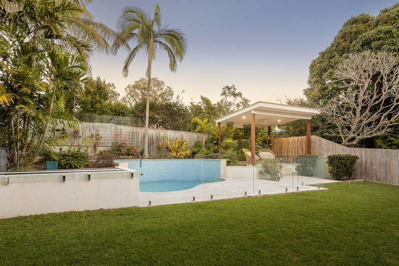 Photo - 108 Alexandra Street, Bardon QLD 4065 - Image 14