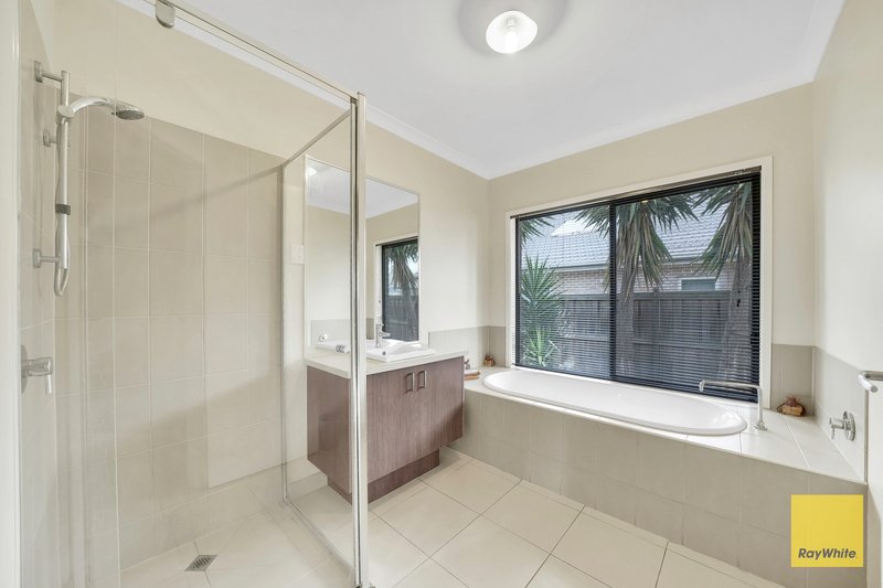 Photo - 108 Arbour Boulevard, Burnside Heights VIC 3023 - Image 18